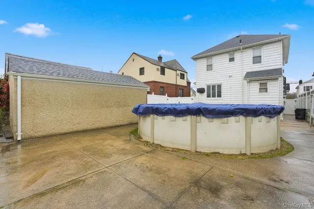 $899,000 | 160-36 99th Street | Old Howard Beach