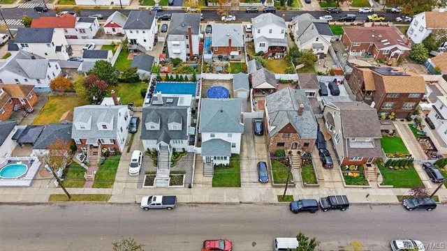 $899,000 | 160-36 99th Street | Old Howard Beach