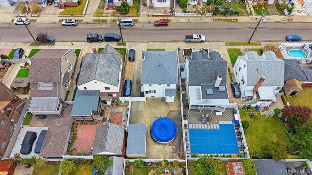 $899,000 | 160-36 99th Street | Old Howard Beach