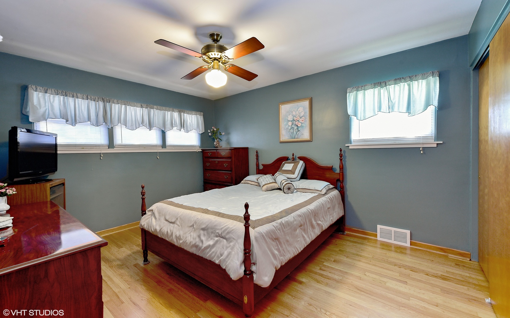 6135 107th Street Chicago Ridge, IL 60415 - Photo 5 of 22
