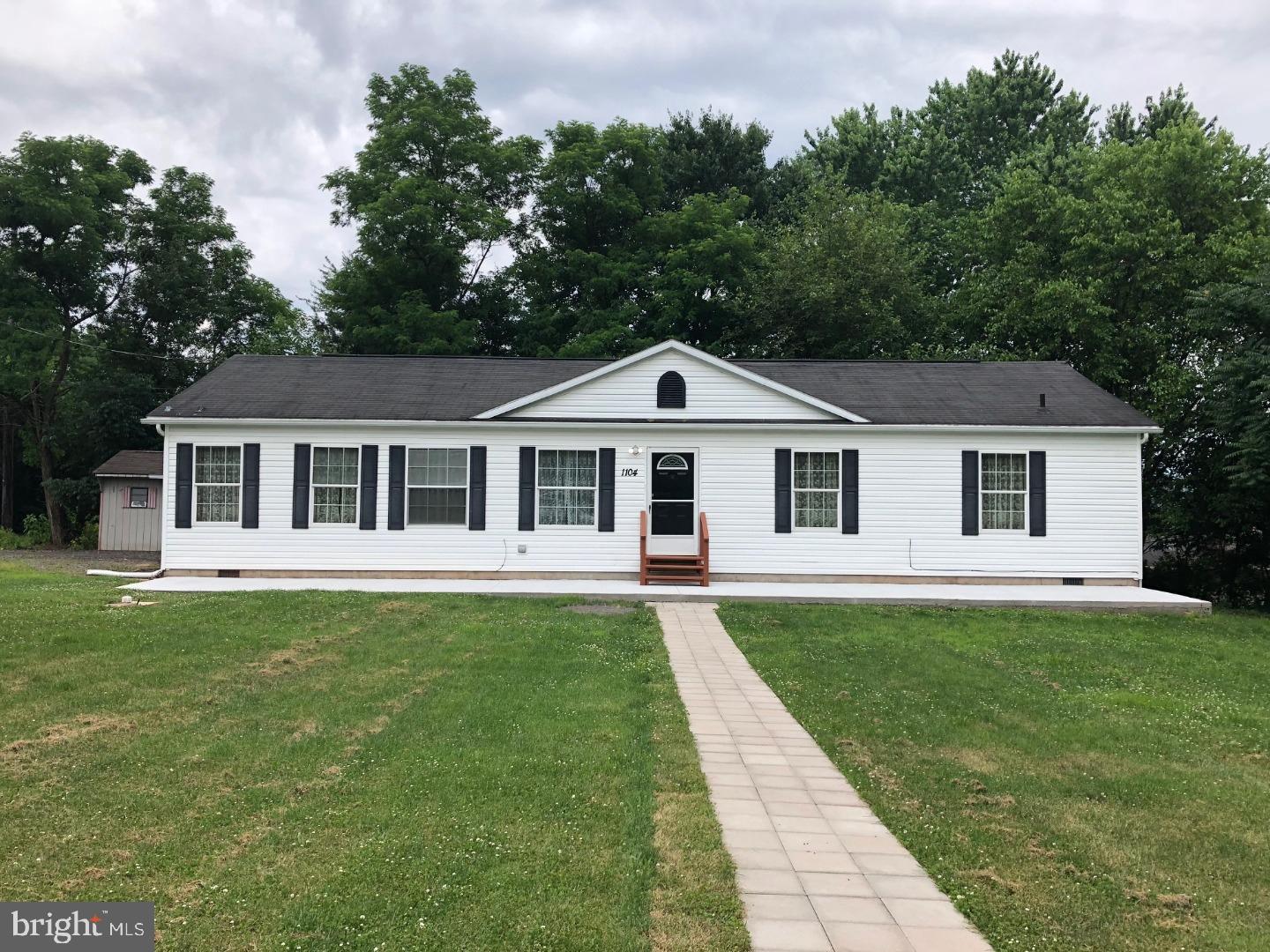 1104 Allen Road Birdsboro, PA 19508 - Photo 1 of 9 Gallery Image 1