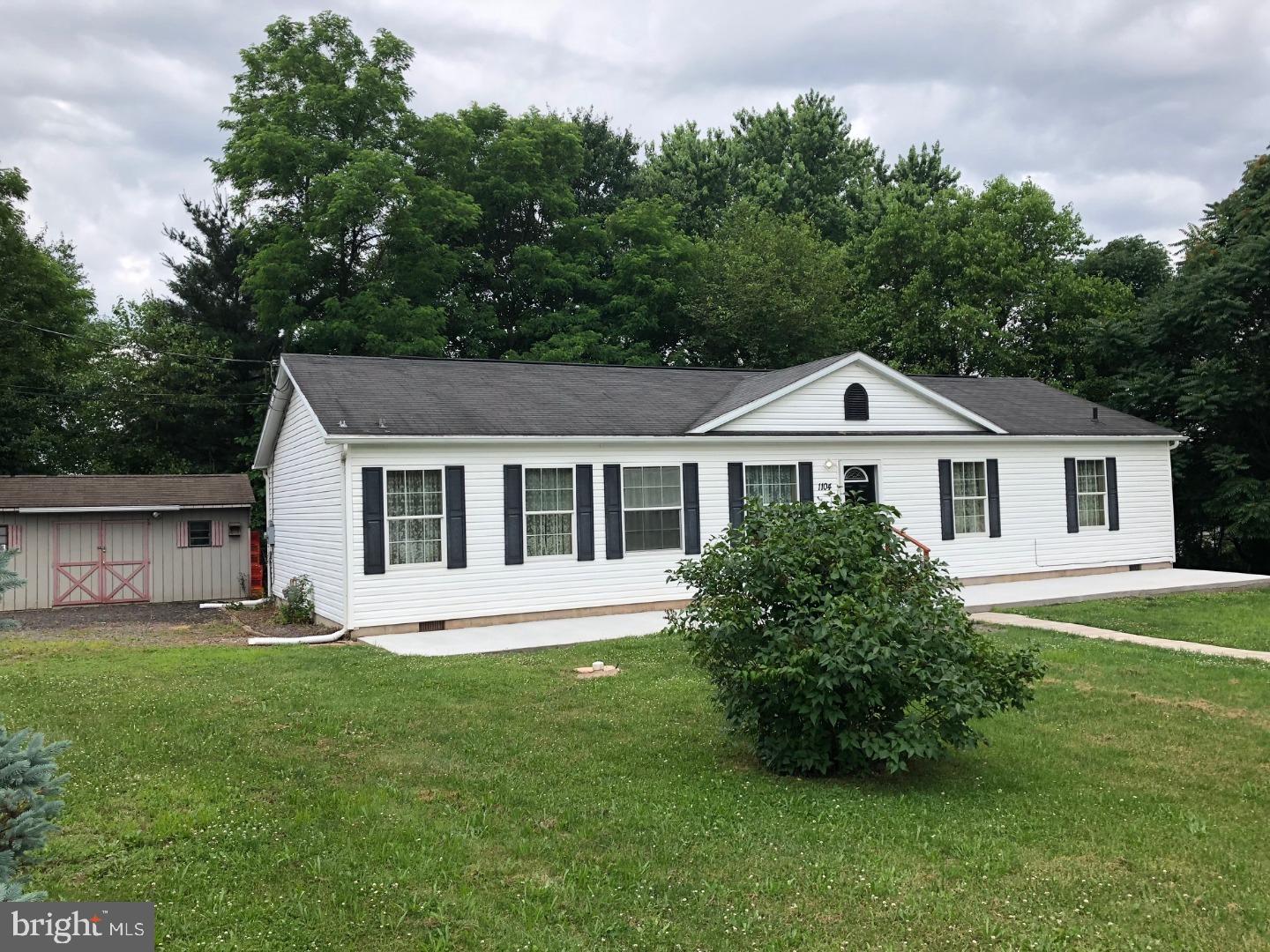 1104 Allen Road Birdsboro, PA 19508 - Photo 2 of 9 Gallery Image 2