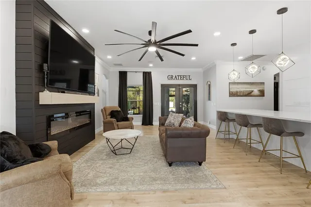 $899,000 | 4575 Lake Shore Drive, St. Cloud, FL 34772