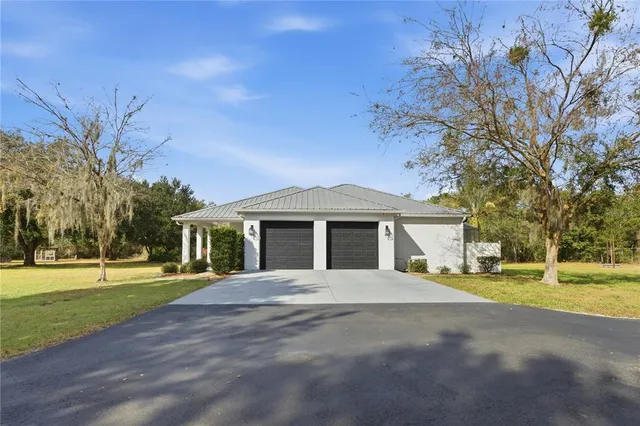 $899,000 | 4575 Lake Shore Drive, St. Cloud, FL 34772