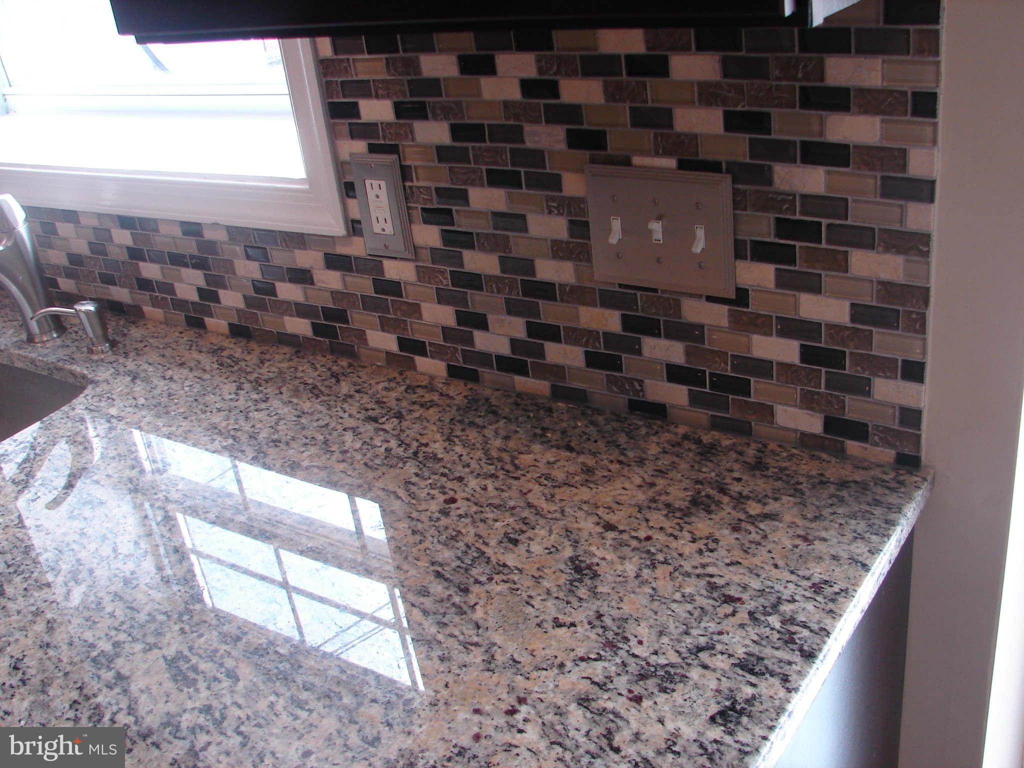 315 Leeanne Road Baltimore, MD 21221 - Photo 10 of 21 Kitchen