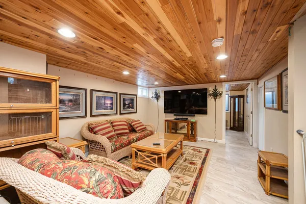 $524,900 | 5502 Regis Trail Northeast, Fridley, MN 55432