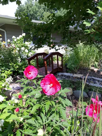 $524,900 | 5502 Regis Trail Northeast, Fridley, MN 55432