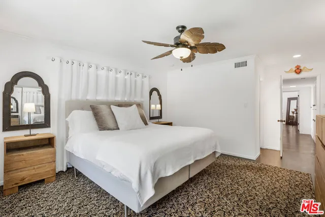 $1,609,000 | 4831 Collett Avenue, Encino, CA 91436