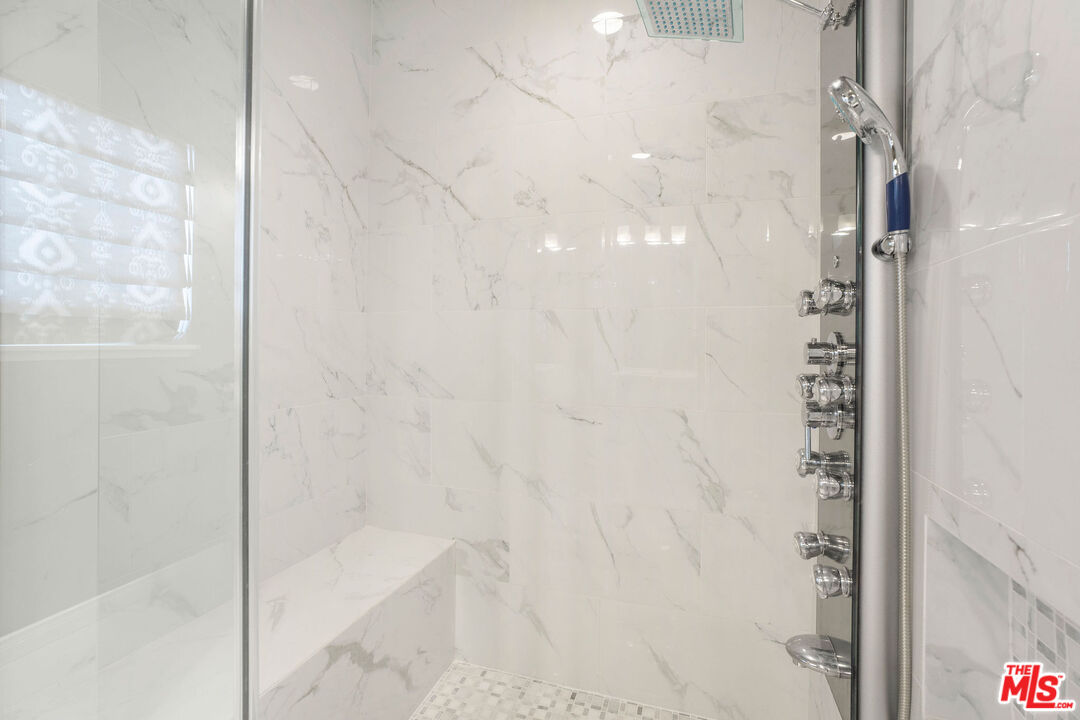 4831 Collett Avenue Encino, CA 91436 - Photo 22 of 30