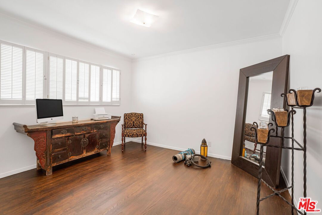 4831 Collett Avenue Encino, CA 91436 - Photo 25 of 30