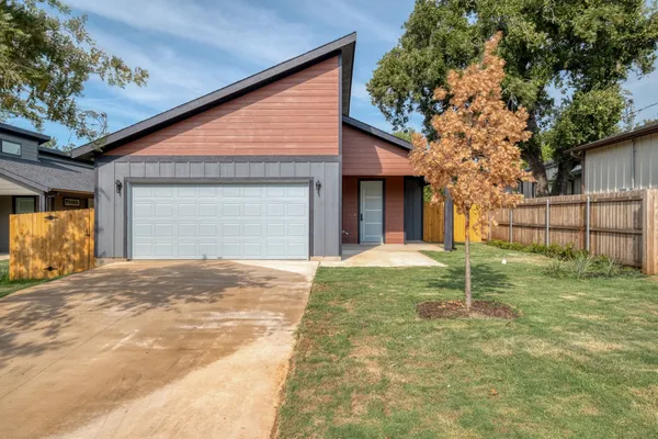 $356,000 | 202 Washington Street, Elgin, TX 78621