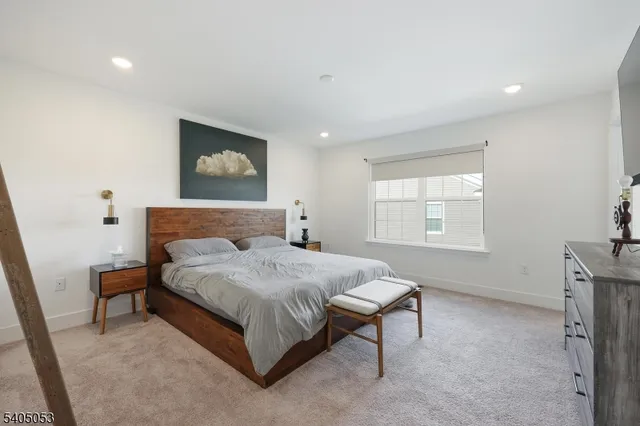 $829,000 | 10 Dorchester Lane, Unit 10, East Hanover, NJ 07936