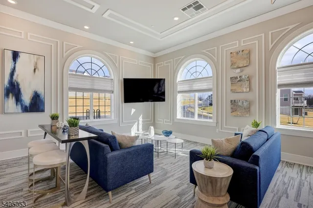 $829,000 | 10 Dorchester Lane, Unit 10, East Hanover, NJ 07936