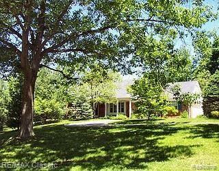 1326 Kingsview Avenue Rochester, MI 48309 - Photo 1 of 1 Property Photo