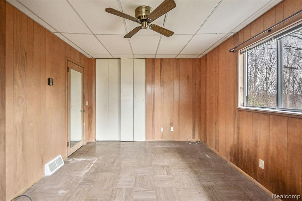 9777 Dexter-Pinckney Road Pinckney, MI 48169 - Photo 25 of 51
