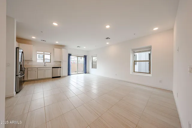 $2,200 | 2837 West Eagle Talon Trail, Phoenix, AZ 85085