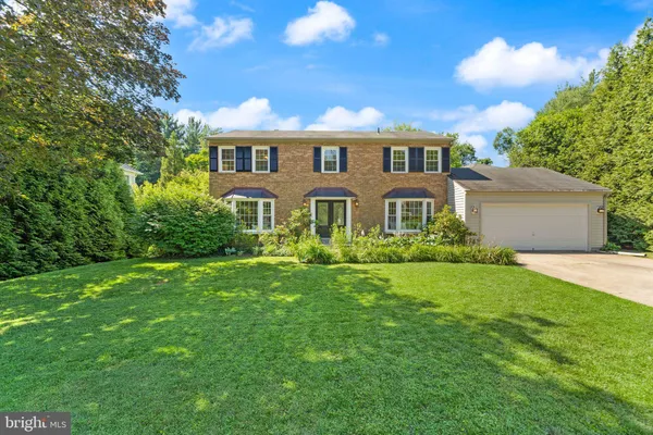$1,325,000 | 9719 Cinnamon Creek Drive, Vienna, VA 22182