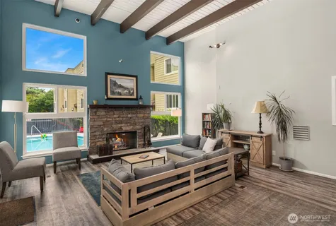 $295,000 | 5834 Northeast 75th Street, Unit B202, Seattle, WA 98115