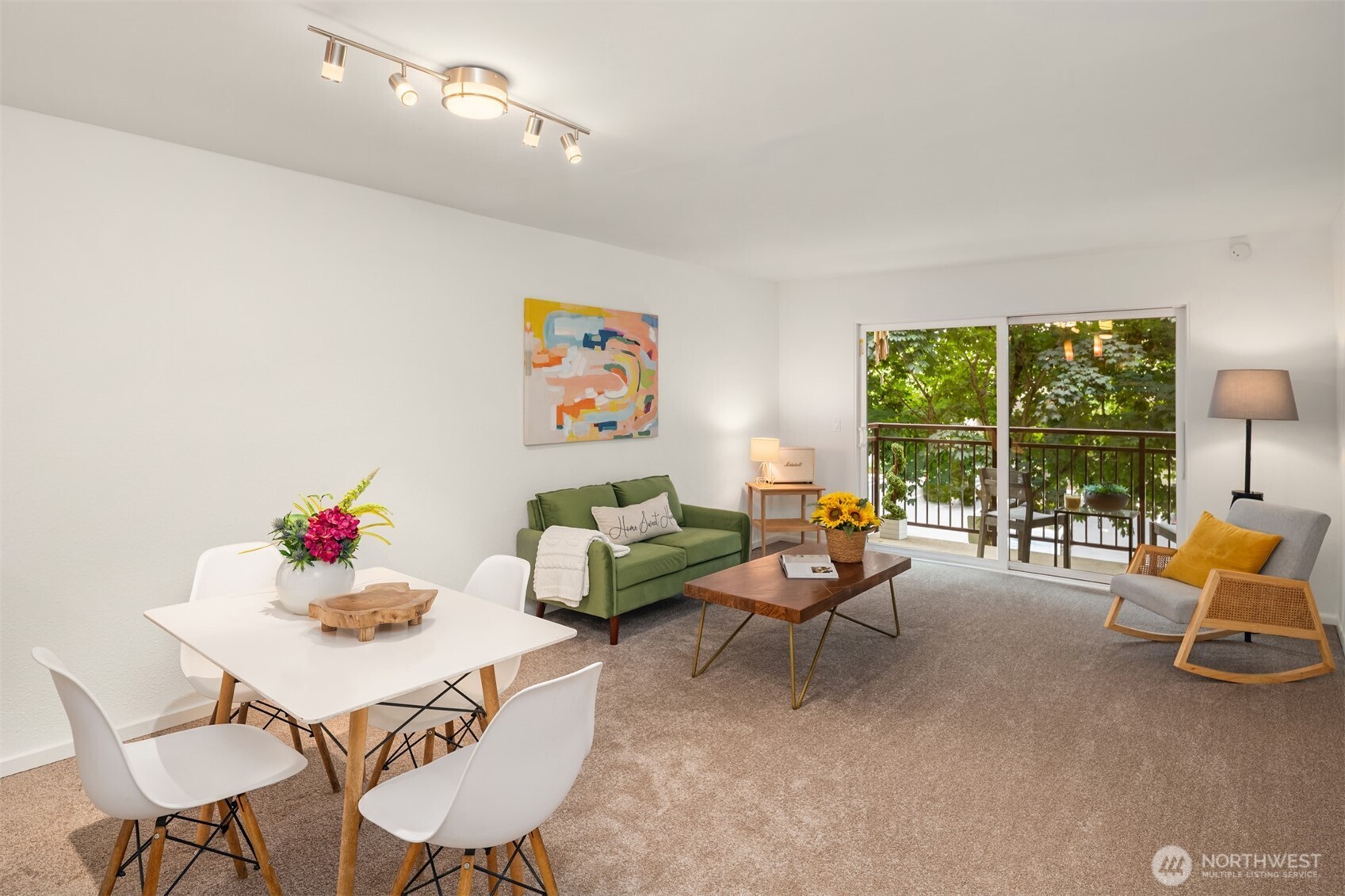 5834 Northeast 75th Street, Unit B202 Seattle, WA 98115 - Photo 2 of 17