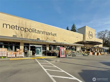 $279,000 | 5834 Northeast 75th Street, Unit B202, Seattle, WA 98115