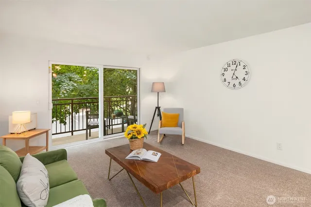 $295,000 | 5834 Northeast 75th Street, Unit B202, Seattle, WA 98115