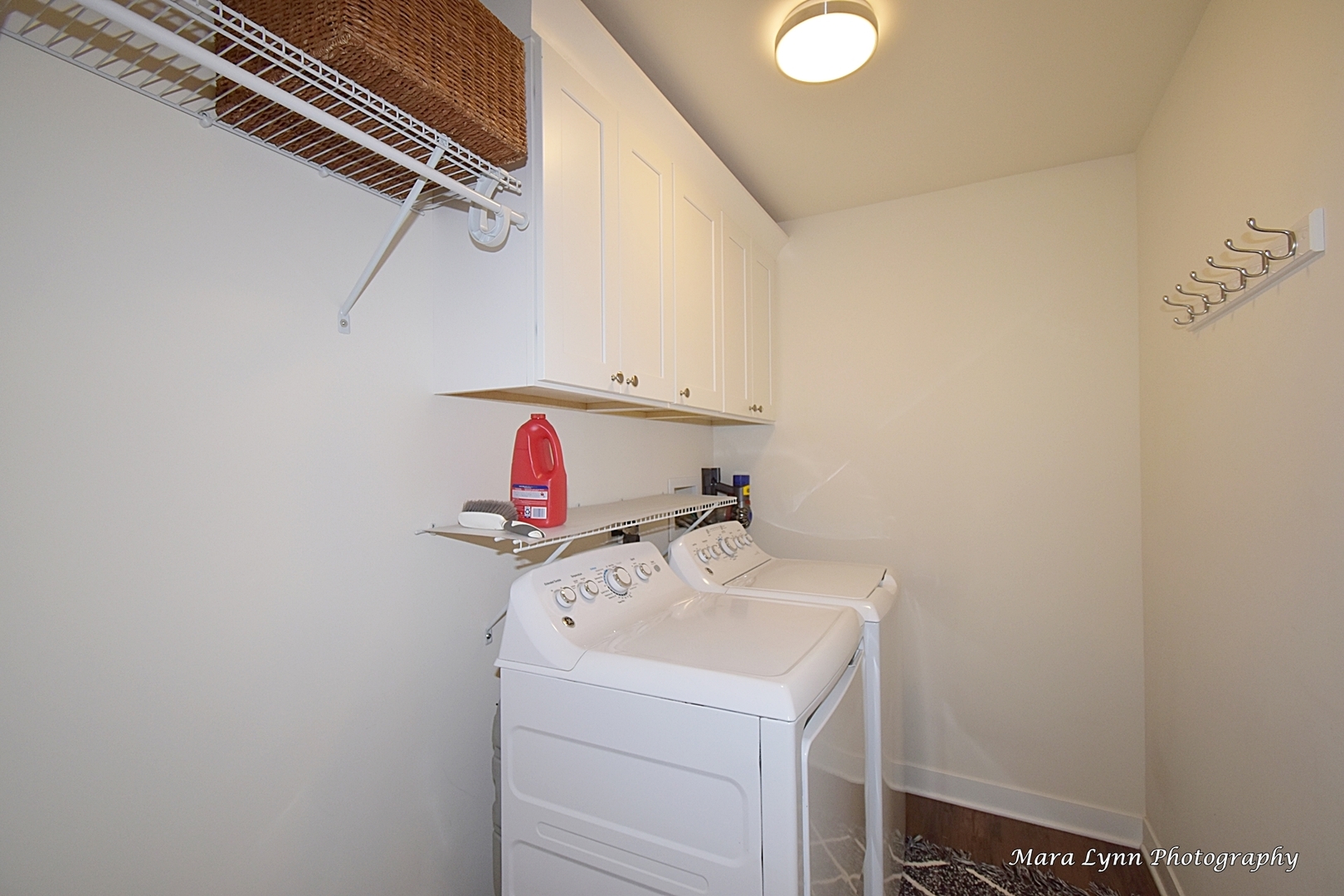 1127 Freedom Road Elburn, IL 60119 - Photo 19 of 29 a utility room with dryer and washer