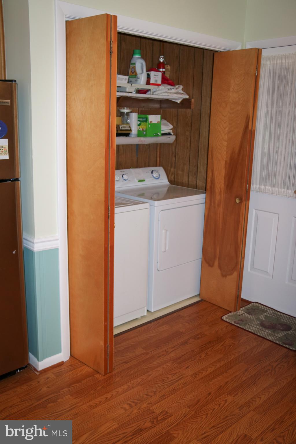 533 Harbor Road Ocean View, DE 19970 - Photo 8 of 31 Full size washer and dryer