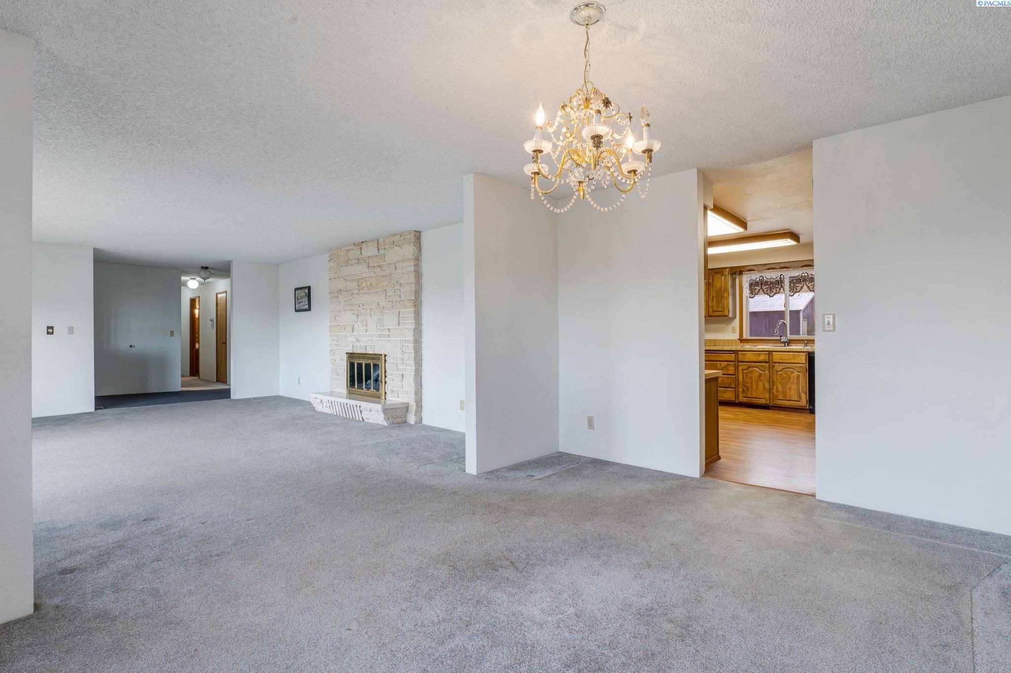 23503 East Ruppert Road Benton City, WA 99320 - Photo 9 of 31 Gallery Image 9