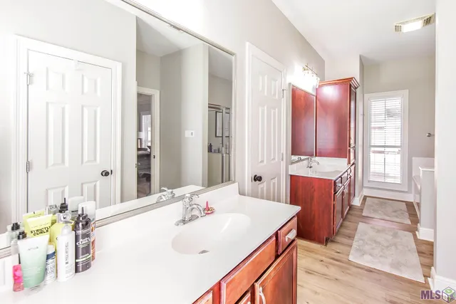 $329,999 | 212 Lansdown Drive, Houma, LA 70360