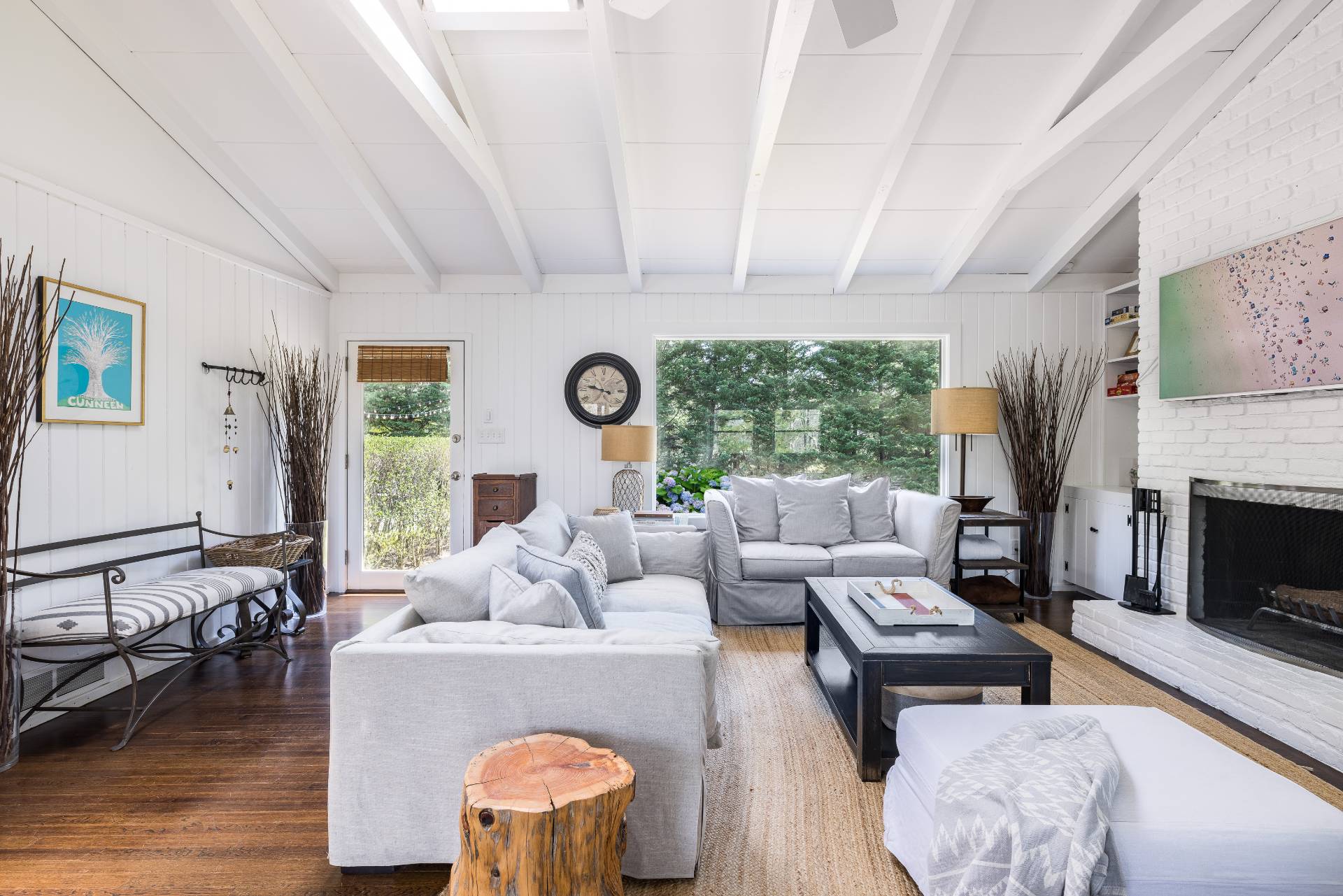 8 Centre Way East Hampton, NY 11937 - Photo 4 of 17 a living room with furniture and a fireplace