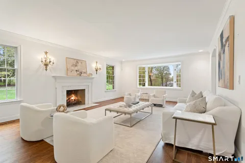 $2,095,000 | 223 Jonathan Drive, Stamford, CT 06903