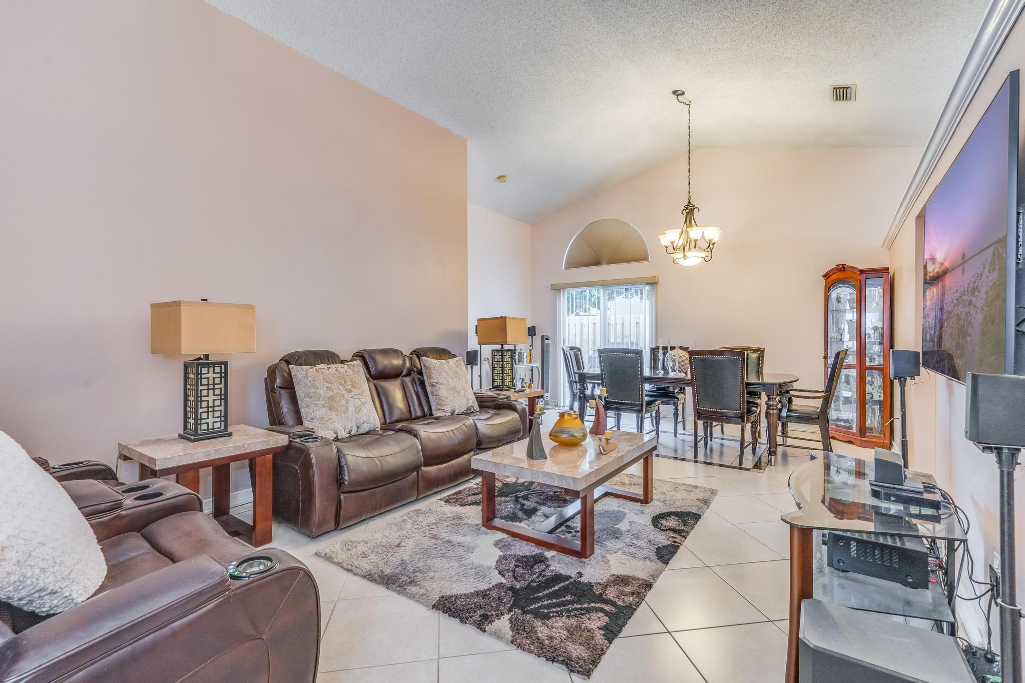 1205 Scioto Road North Lauderdale, FL 33068 - Photo 8 of 20 DSC04172-Edit