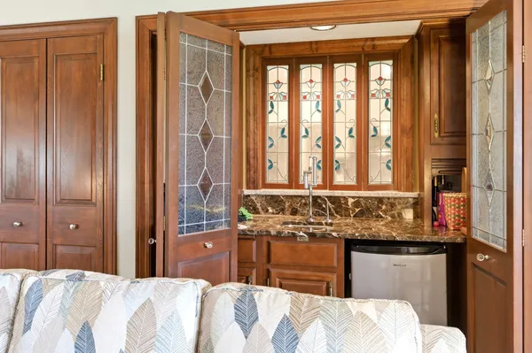 $315,000 | 120 Southeast Marquette Lane, Kankakee, IL 60901