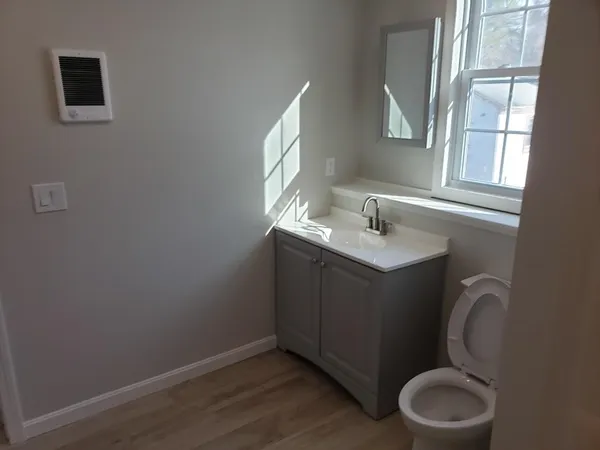 $1,800 | 2 A Bancroft Road, Londonderry, NH 03053