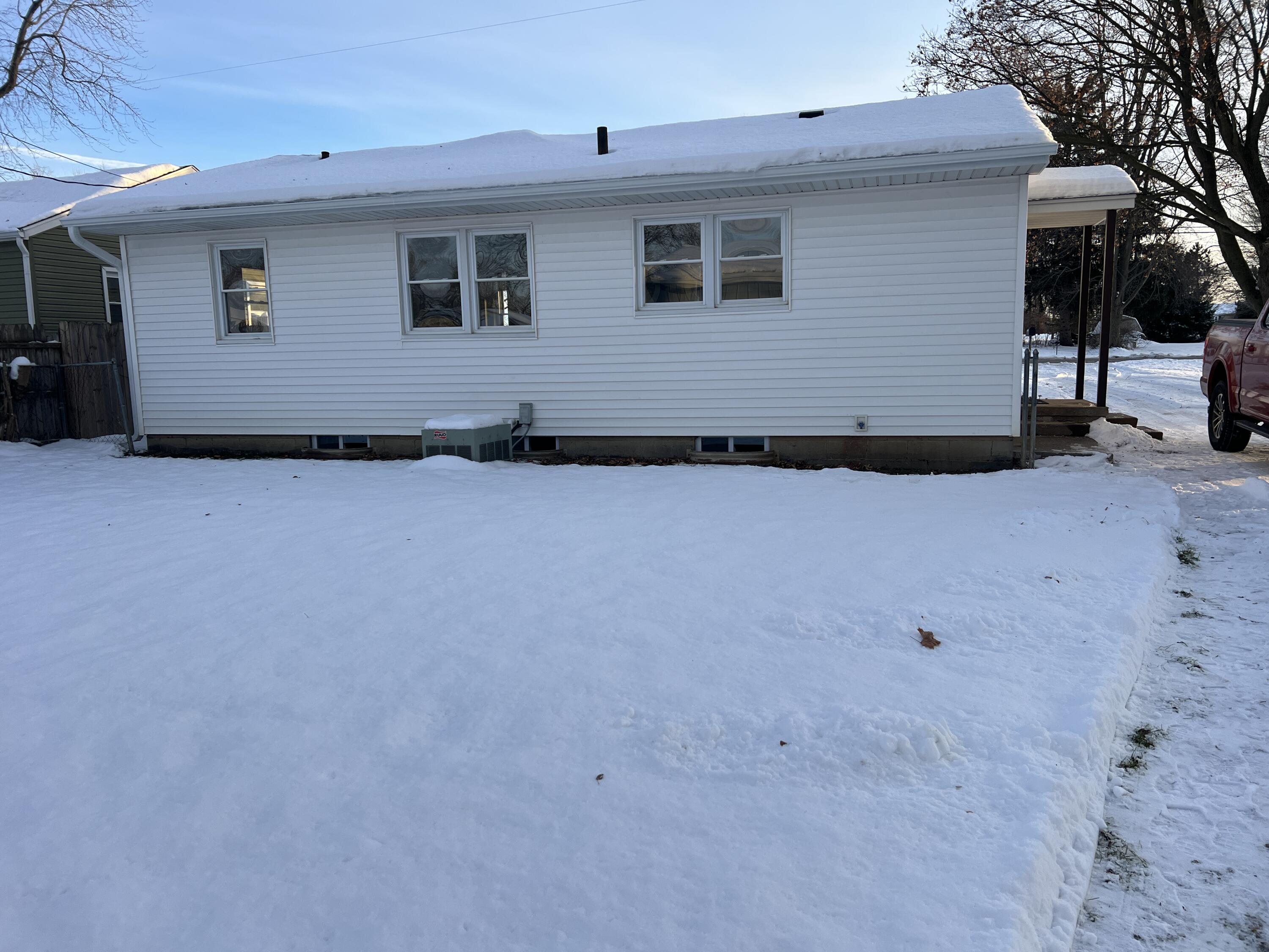 1023 Sutton Road Adrian, MI 49221 - Photo 29 of 33 IMG_8640