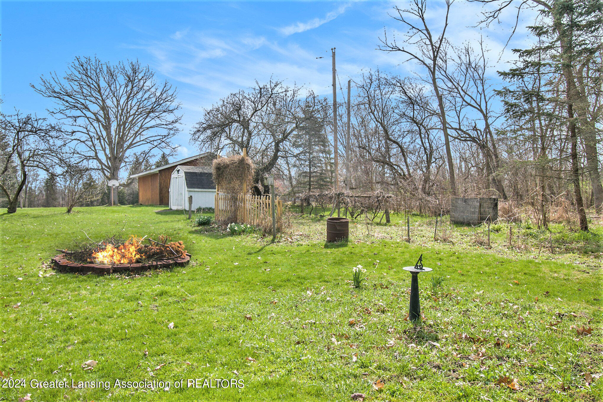 6443 Bunker Road Eaton Rapids, MI 48827 - Photo 24 of 33 Backyard