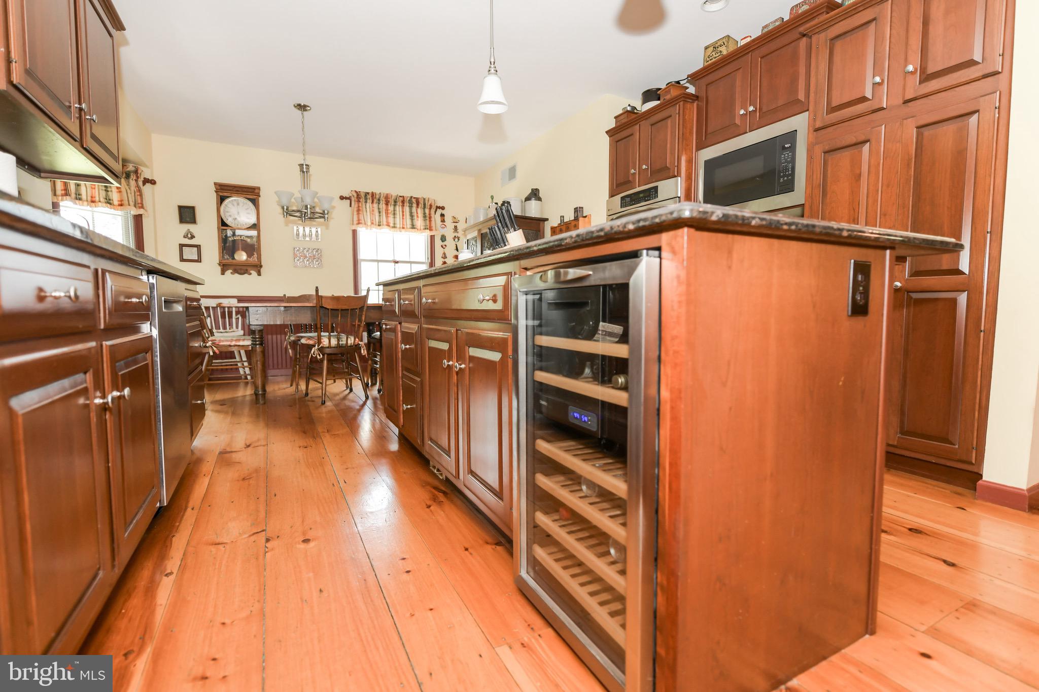 1040 Stonegate Road Hummelstown, PA 17036 - Photo 9 of 51 Gallery Image 9