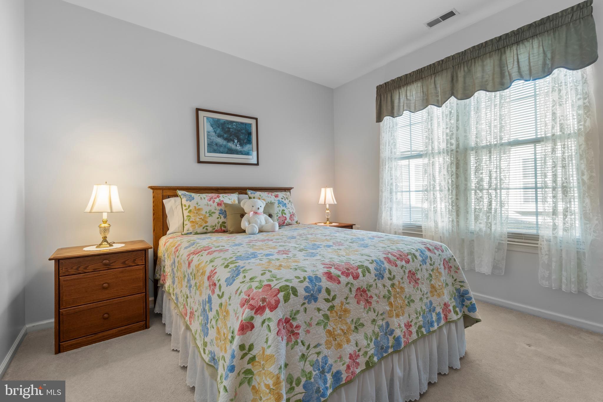 9 Dutchess Court Southampton, NJ 08088 - Photo 15 of 18 Secondary bedroom