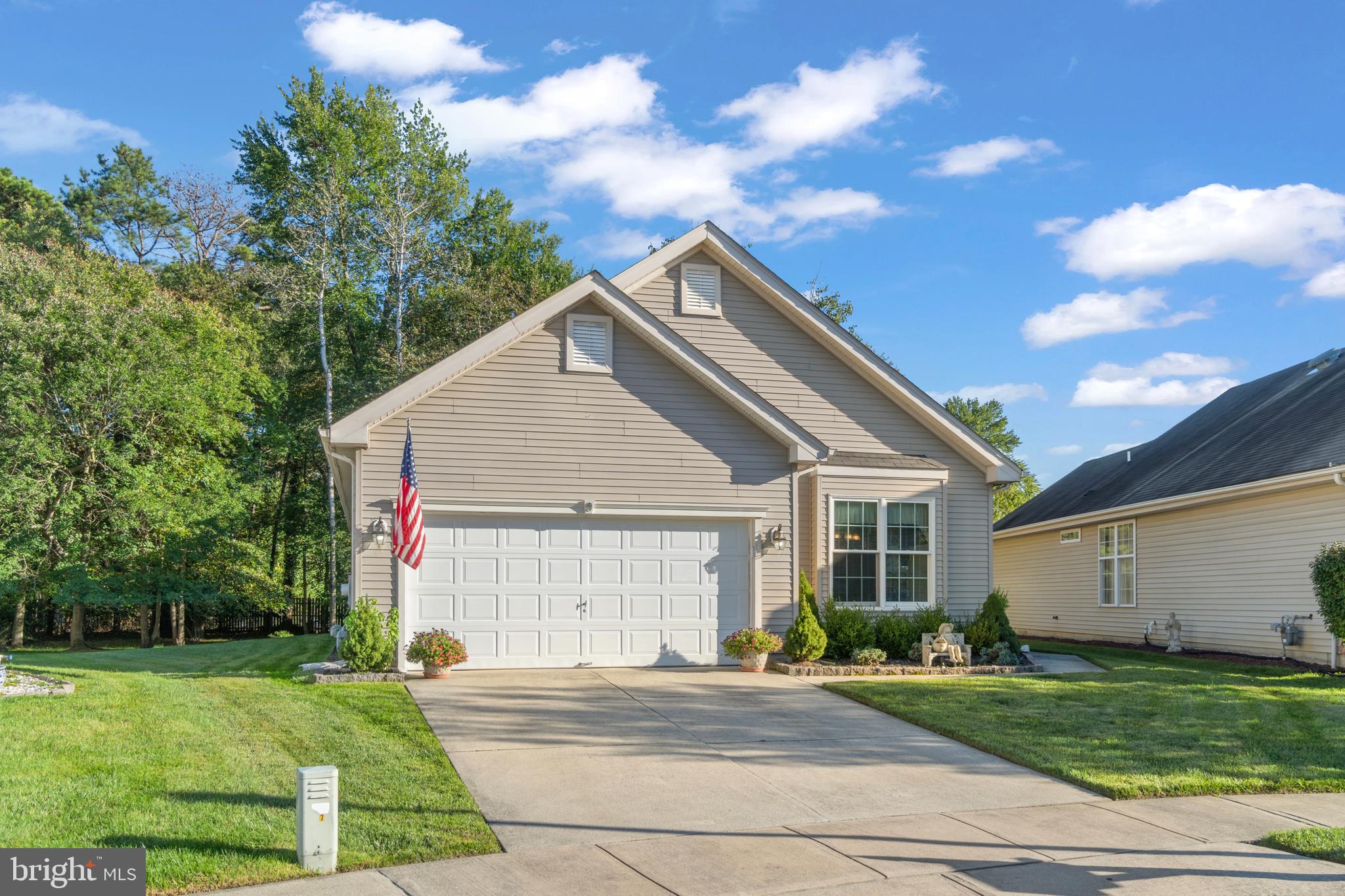 9 Dutchess Court Southampton, NJ 08088 - Photo 2 of 18 Quiet Cul-de-sac location