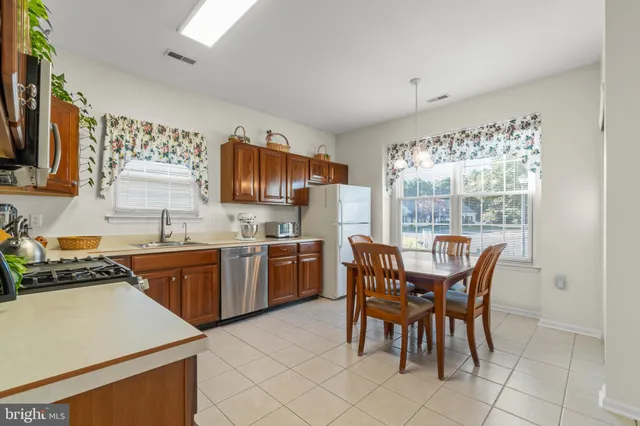 $385,000 | 9 Dutchess Court, Southampton, NJ 08088