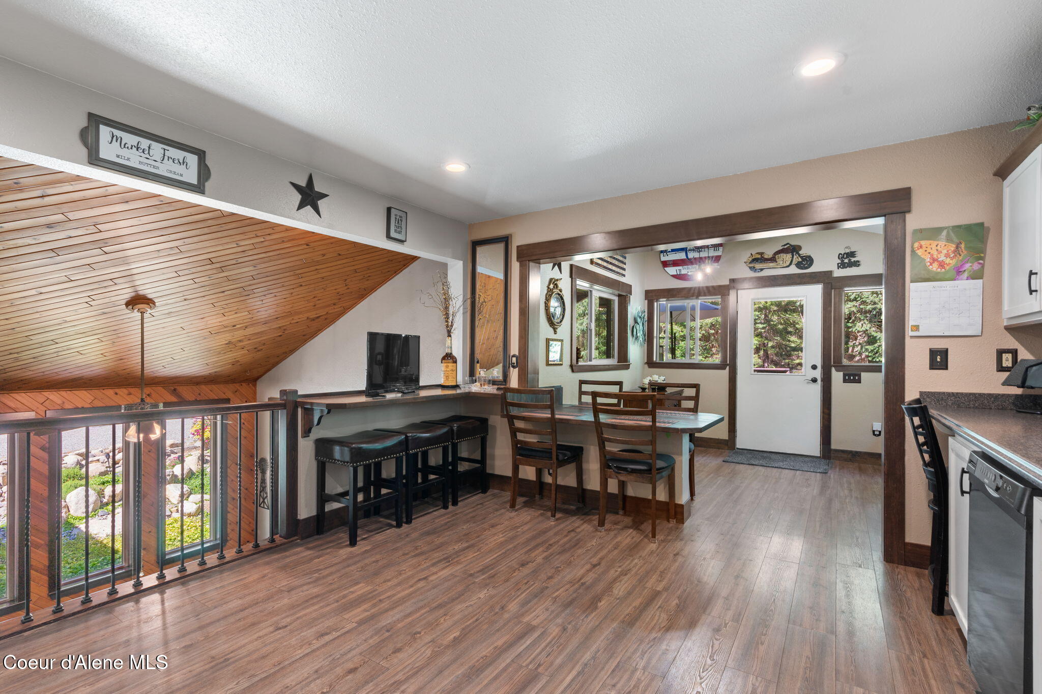 3470 West Seasons Road Rathdrum, ID 83858 - Photo 12 of 67 Inside-Spokane-Seasons-12