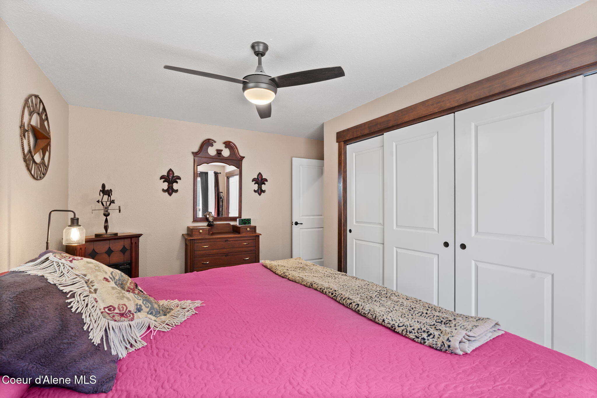 3470 West Seasons Road Rathdrum, ID 83858 - Photo 16 of 67 Inside-Spokane-Seasons-16