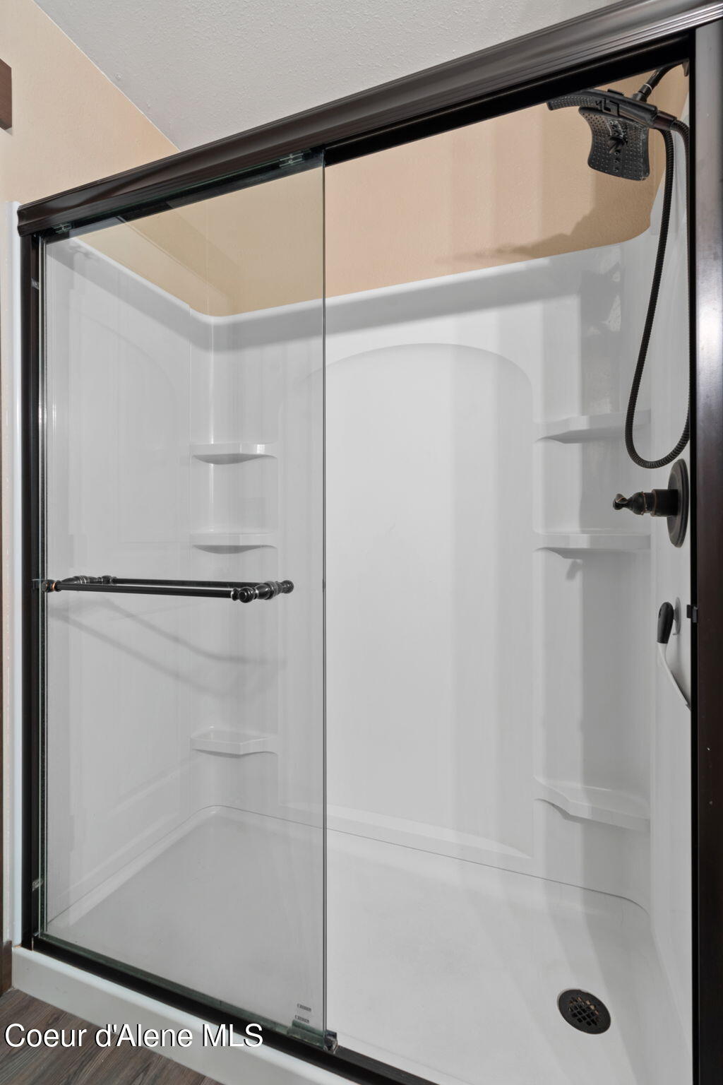 3470 West Seasons Road Rathdrum, ID 83858 - Photo 21 of 67 Inside-Spokane-Seasons-21