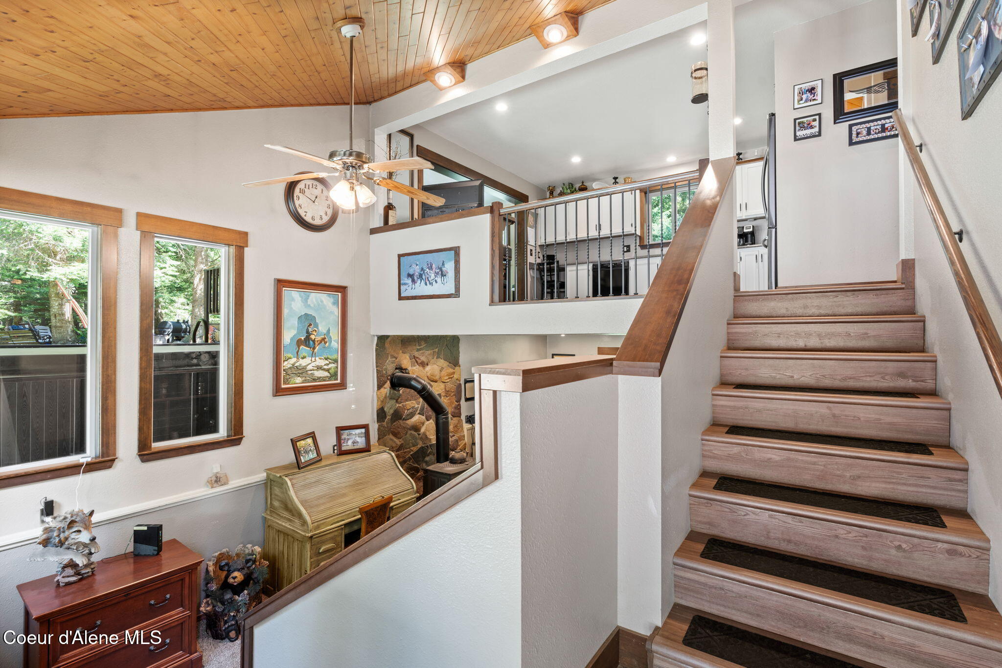 3470 West Seasons Road Rathdrum, ID 83858 - Photo 7 of 67 Inside-Spokane-Seasons-7