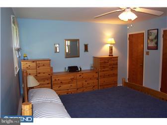 402 Welsh Road Lower Gwynedd, PA 19002 - Photo 7 of 12 Bedroom - Main