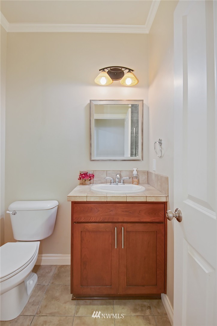 179 Elma Place Northeast Renton, WA 98059 - Photo 12 of 23 Gallery Image 12
