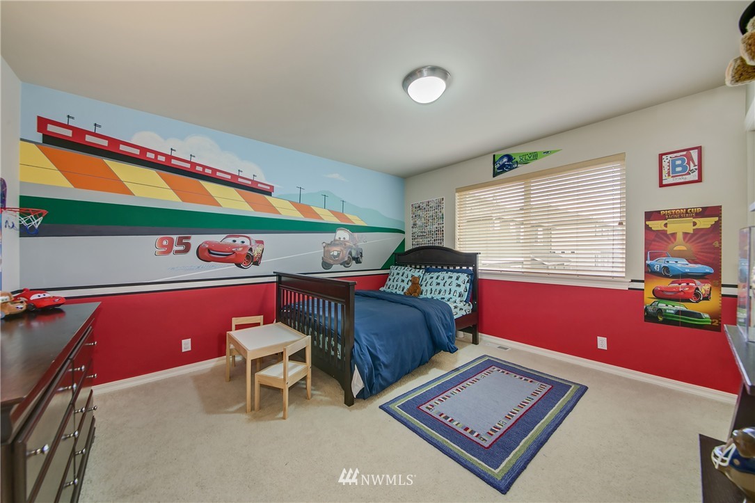 179 Elma Place Northeast Renton, WA 98059 - Photo 17 of 23 Gallery Image 17
