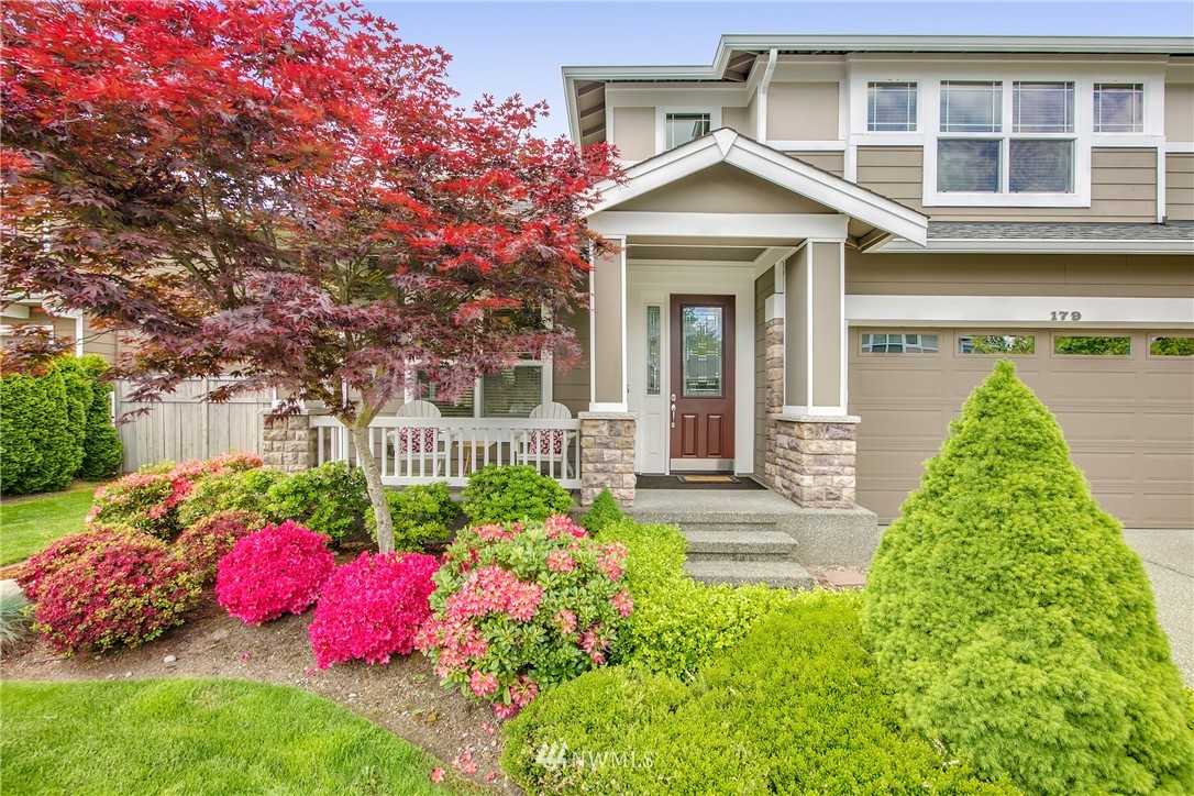 179 Elma Place Northeast Renton, WA 98059 - Photo 3 of 23 Gallery Image 3