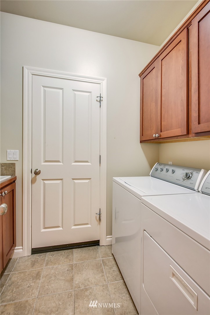 179 Elma Place Northeast Renton, WA 98059 - Photo 23 of 23 Gallery Image 23