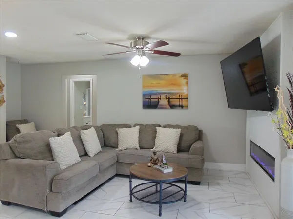 $2,900 | 4706 Tampa Downs Boulevard, Lutz, FL 33559